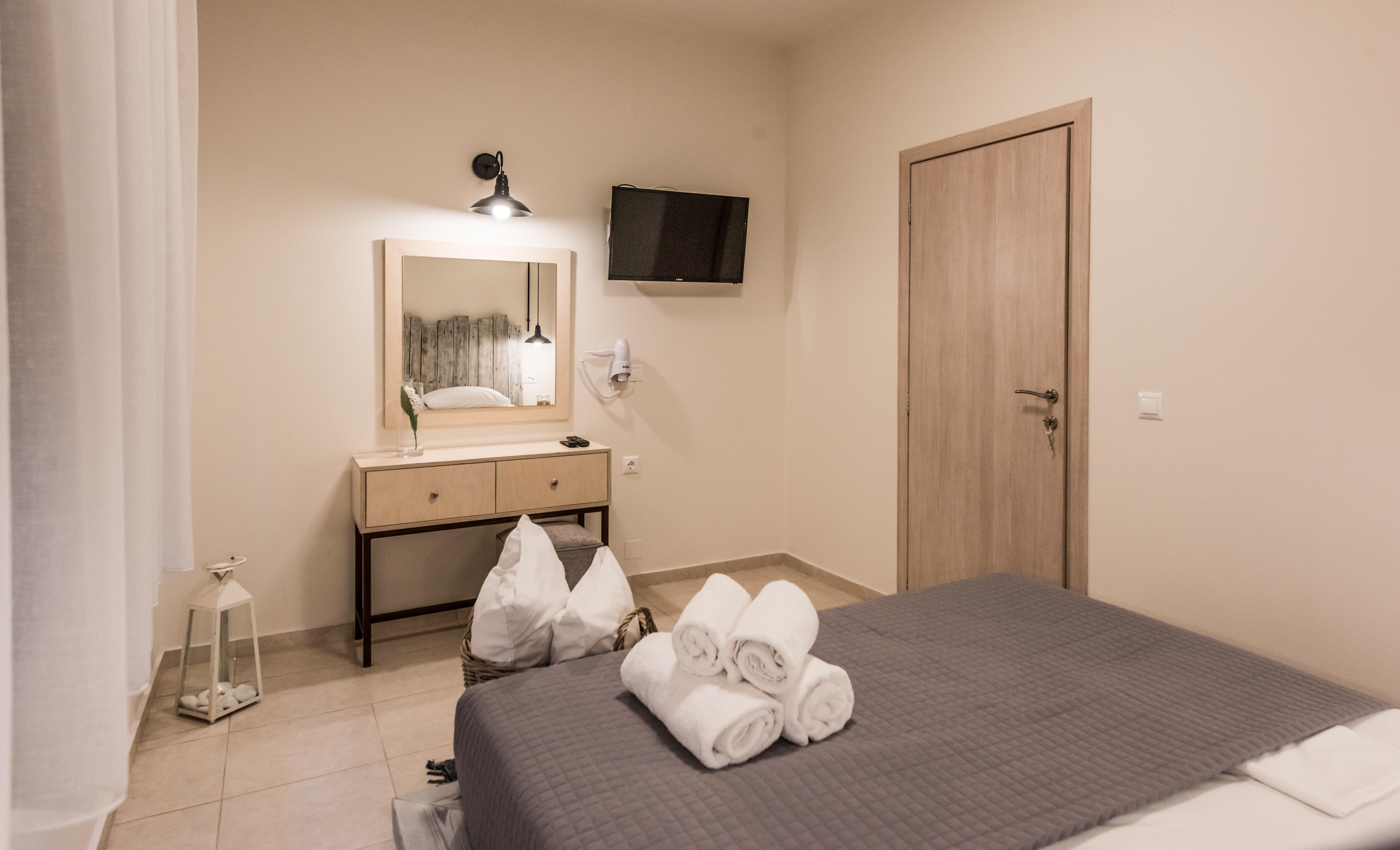 Eva Mare Hotel & Suites - Adults Only Агия-Пелагия  Экстерьер фото