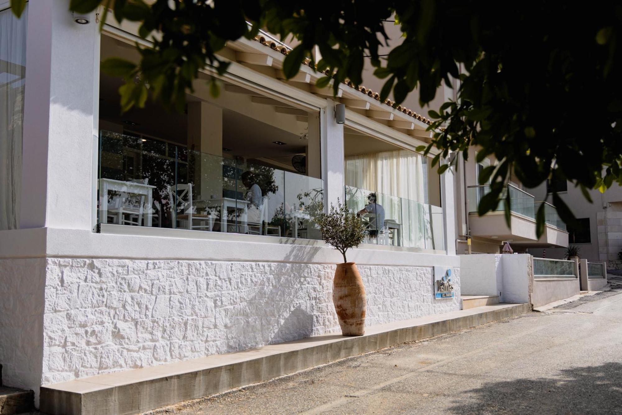 Eva Mare Hotel & Suites - Adults Only Агия-Пелагия  Экстерьер фото